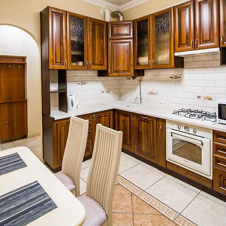 Romari Коперника 28 Lägenhet Lviv Exteriör bild